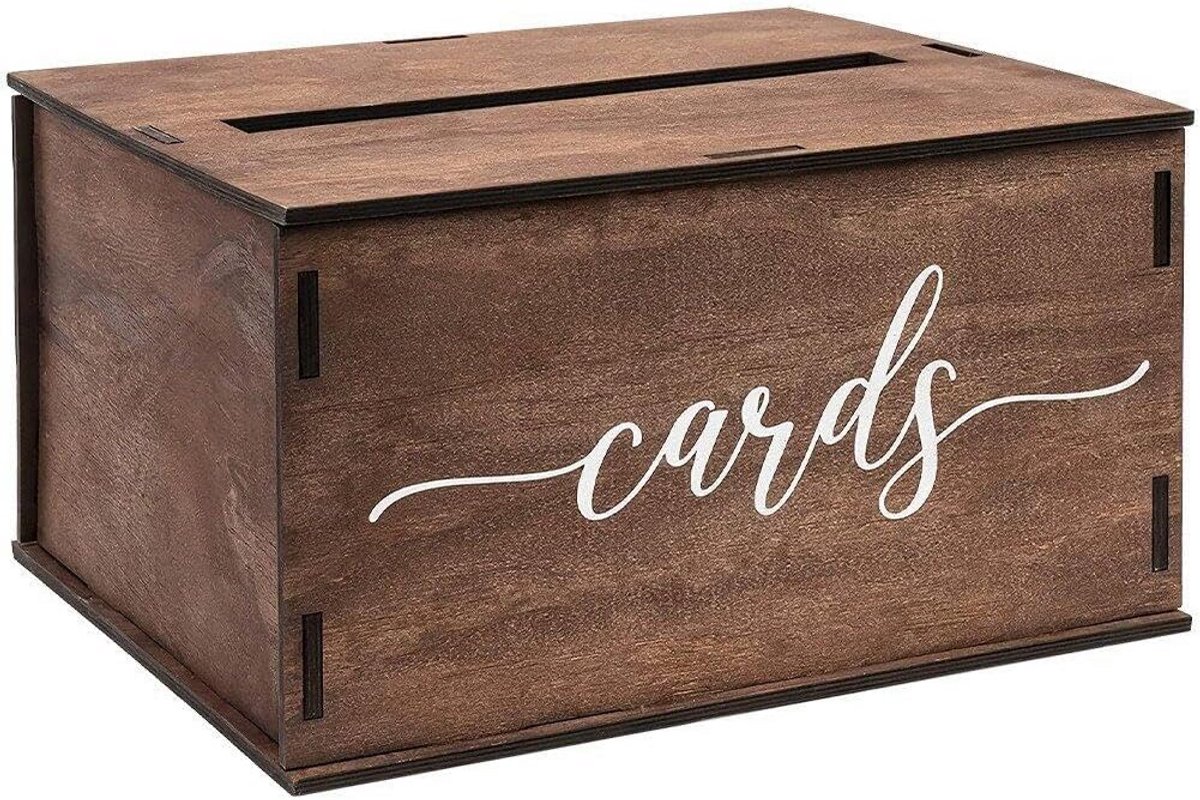 Houten kaartendoos met hartvormige opening en vintage inscriptie