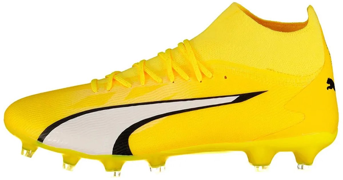 1200x631.jpg Puma Ultra Pro FG/AG voetbalschoenen in wit, EU 40, met lichtgewicht mesh en GripControl skin voor optimale snelheid.