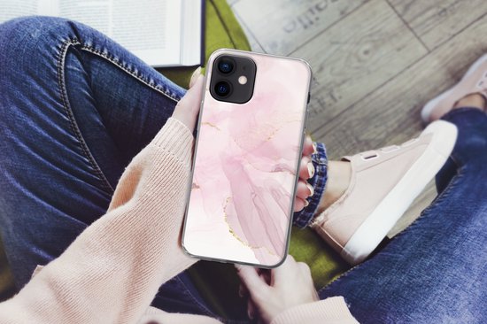 Telefoonhoesje Geschikt voor iPhone 12 mini hoesje - Marmer print - Gouden - Lijn - Siliconen Telefoonhoesje Telefoonhoesje
