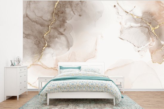 Behang - Fotobehang Marmer - Bruin - Goud - Breedte 375 cm x hoogte 280 cm