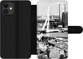 Bookcase Geschikt voor iPhone 12 Pro telefoonhoesje - Rotterdam - Skyline - Zwart - Wit - Met vakjes - Wallet case met magneetsluiting