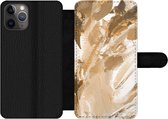 Bookcase Geschikt voor iPhone 11 Pro Max telefoonhoesje - Verf - Goud - Beige - Met vakjes - Wallet case met magneetsluiting
