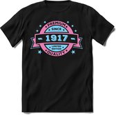 1917 Premium Quality | Feest Kado T-Shirt Heren - Dames | Licht Roze - Licht Blauw | Perfect Verjaardag Cadeau Shirt | Grappige Spreuken - Zinnen - Teksten | Maat 3XL