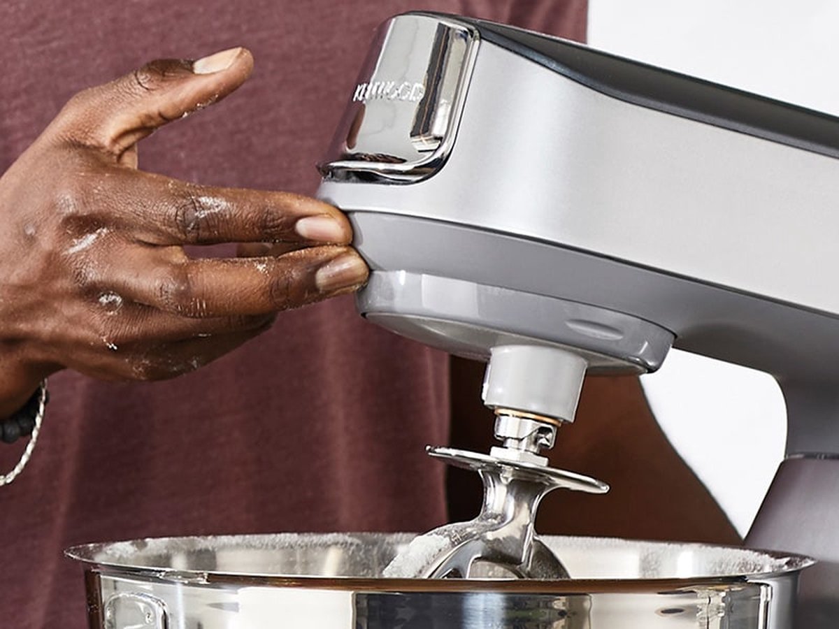 Kenwood Chef Titanium - 1.200W mixer met twee mengkommen thumbnail 6