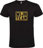 Zwart T shirt met print van " Wijn Team " print Goud size S