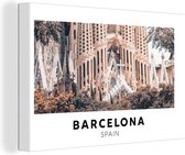 Canvas Schilderij Spanje - Barcelona - Architectuur - 120x80 cm - Wanddecoratie