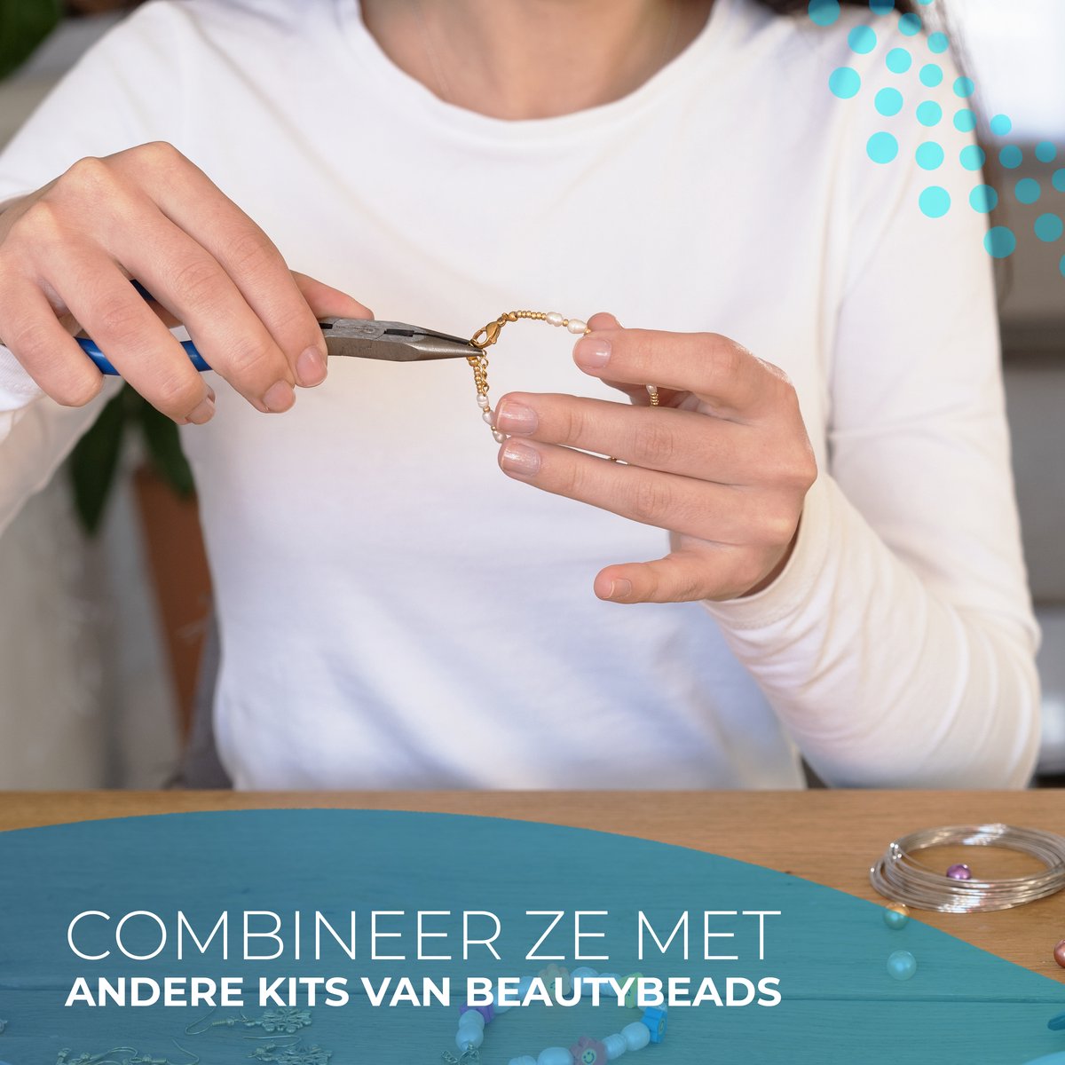 Opbergdoosje met +500 Gouden Onderdelen – Sieraden Maken met 10 Verschillende Types Juwelen Onderdelen – Armbanden/Halskettingen/Oorbellen/Enkelbandjes en Meer – BB201 Goud — afbeelding 9
