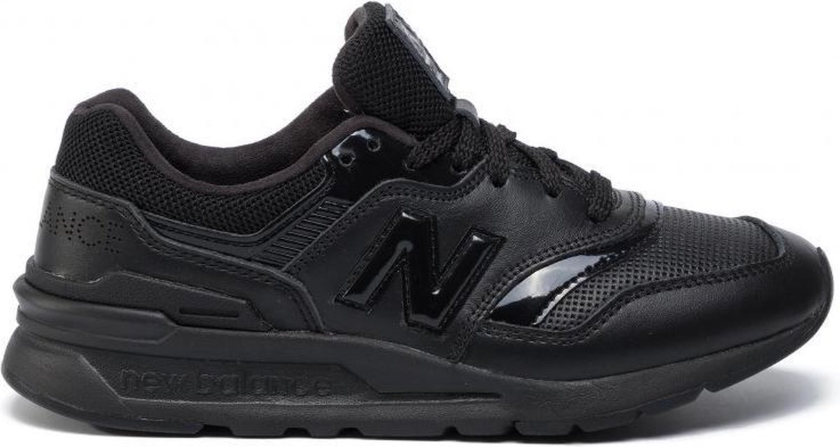 New Balance - Dames Sneakers CW997HLB - Zwart - Maat 40 | bol.com