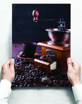 Wandbord: Vintage koffiegrinder met koffiebonen - 30 x 42 cm