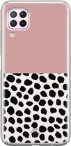 Huawei P40 Lite hoesje siliconen - Stippen roze | Huawei P40 Lite case | Roze | TPU backcover transparant