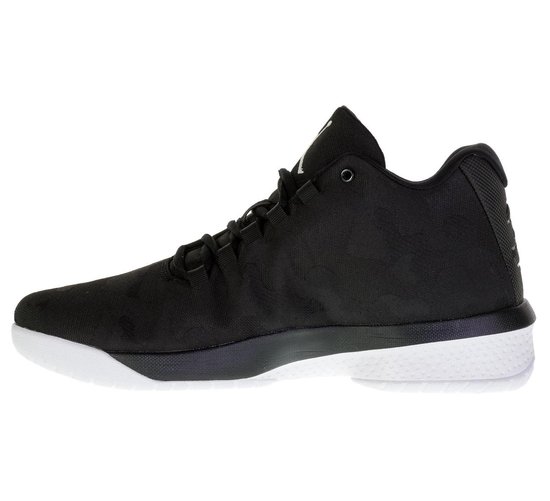Nike Jordan B.Fly - Maat 46 - - zwart/wit | bol.com