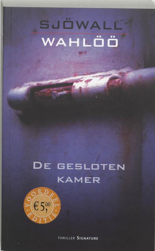 Boekomslag met de titel 'De Gesloten Kamer' en auteurs Sjowall Wahlöö. Een gesloten deurklink is prominent in beeld.