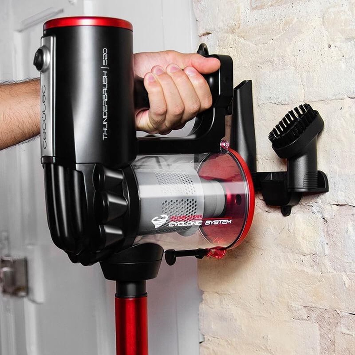 Cecotec Conga Thunderbrush 520 - Steelstofzuiger | bol.com