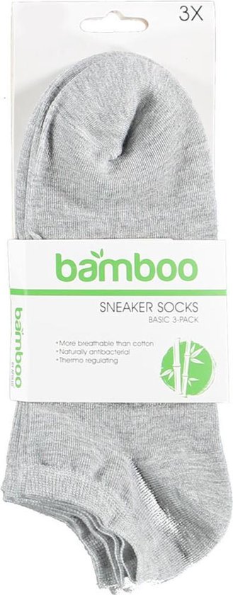 Verpakking met drie paar grijze bamboe sneakersokken, maat 3X.