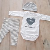 MM Baby cadeau geboorte meisje jongen set met tekst aanstaande zwanger kledingset pasgeboren unisex Bodysuit | Huispakje | Kraamkado | Gift Set lief