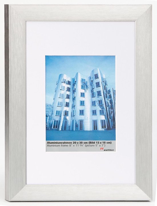 Fotolijstje - zilverkleurig - kunststof - voor foto van 21x30 cm | Fun