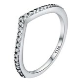 Tracelet - Zilveren Ringen - Ring V-vorm met zirkonia - Stapelbaar - 925 Sterling Zilver - 925 Keurmerk Stempel - 925 Zilver Certificaat - In Leuke Cadeauverpakking