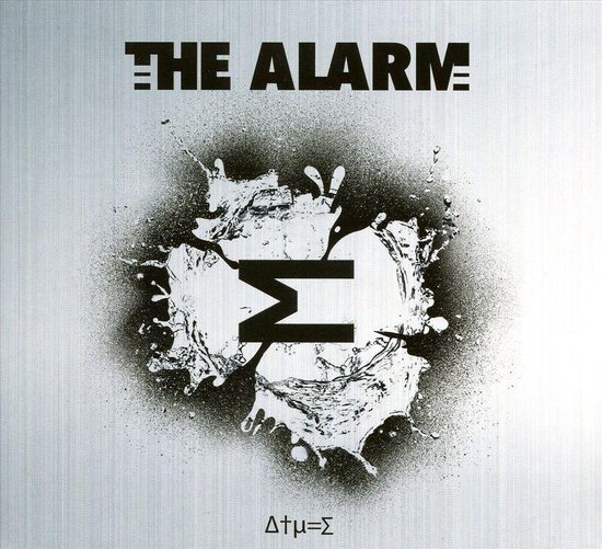 The Alarm logo met een zwarte spetters en grijs gestructureerde achtergrond met "Δtμ=Σ" onderaan.