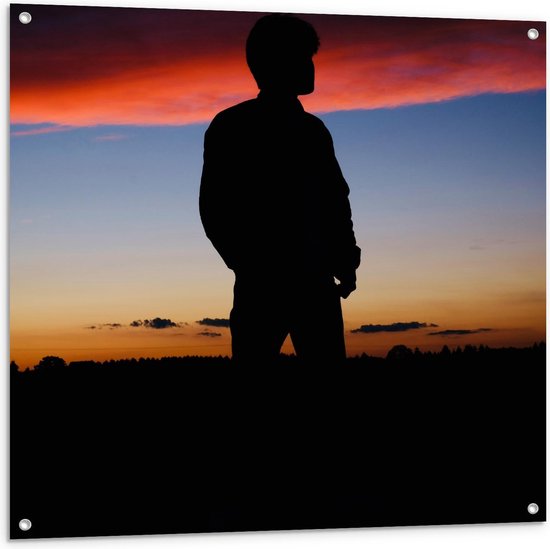 Tuinposter – Silhouet Man tegen de Nacht - 100x100cm Foto op Tuinposter  (wanddecoratie voor buiten en binnen)