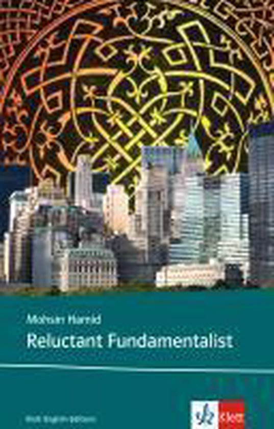 Livre "Reluctant Fundamentalist" avec un collage de gratte-ciel et un motif abstrait en arrière-plan.