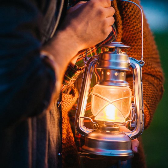 relaxdays olielamp set 2 stuks - stormlamp - petroleumlamp - windlicht - stormlantaarn zilver van Relaxdays — afbeelding 3