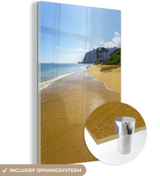 MuchoWow® Glasschilderij 20x30 cm - Schilderij acrylglas - Kaaawa Beach in de stille oceaan - Foto op glas - Schilderijen