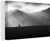 Canvas schilderij 140x90 cm - Wanddecoratie Paard - Licht - Berg - Muurdecoratie woonkamer - Slaapkamer decoratie - Kamer accessoires - Schilderijen