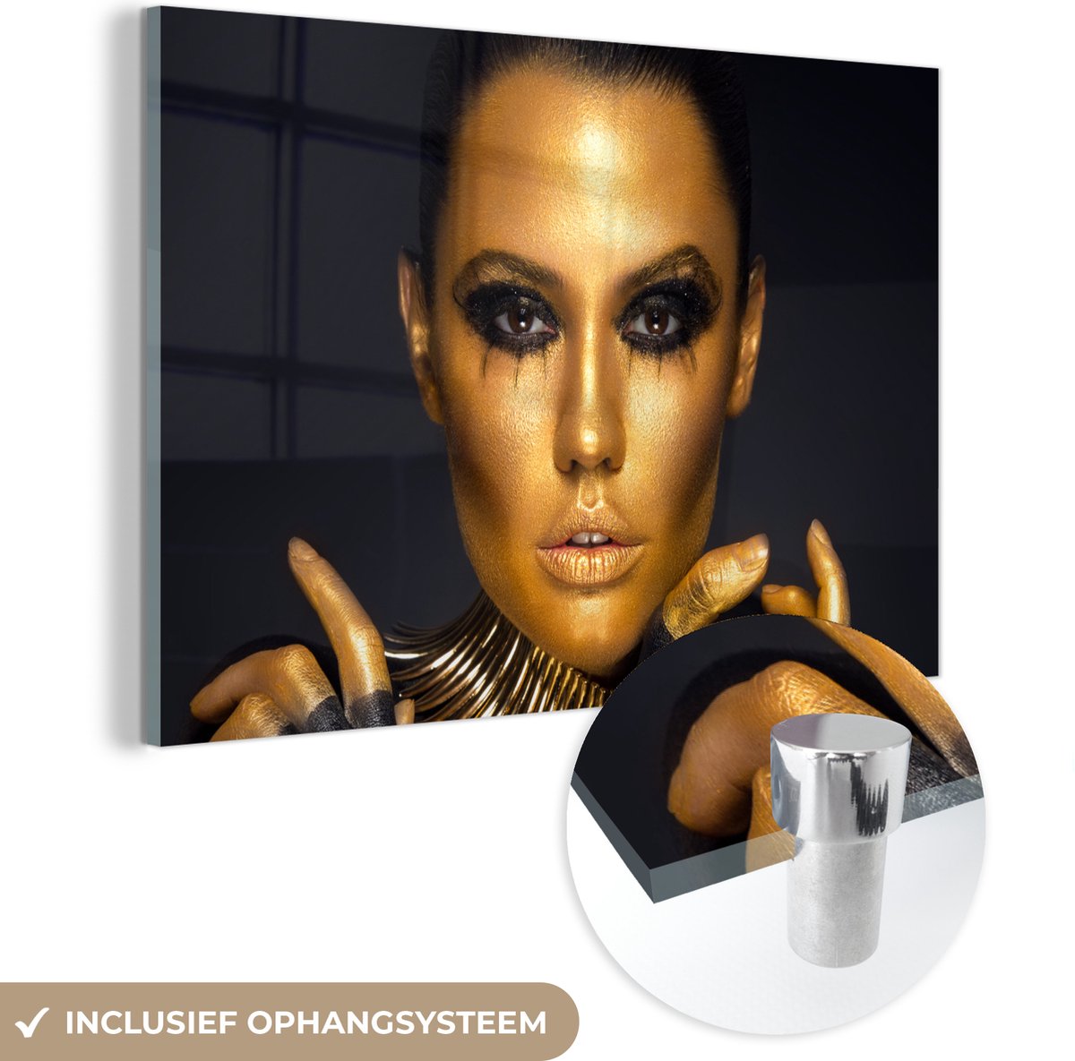 Glasschilderij vrouw - Goud - Verf - Luxe - Zwart - Schilderij glas - Foto op glas - Woonkamer - 30x20 cm - Wanddecoratie glas - Slaapkamer decoratie