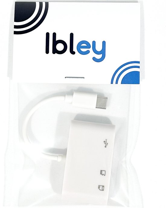 Wit Ibley kaartlezertje met USB-C kabel, verpakt in plastic.