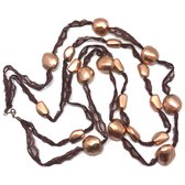 Collier Behave - chaîne longue - marron - couleur or rose - dentelle - perles - 90cm
