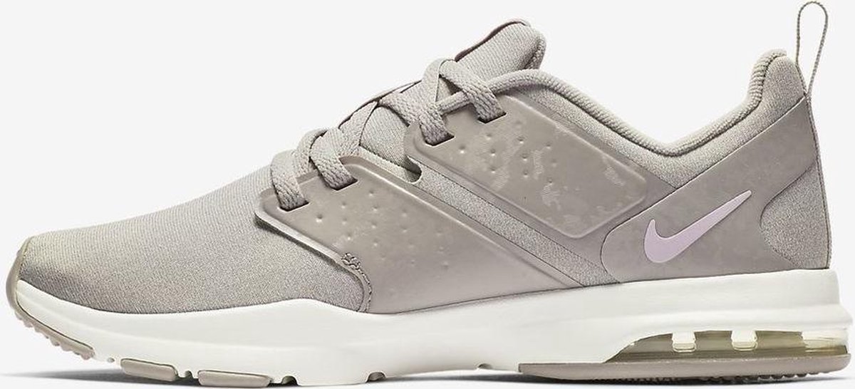 wmns nike air bella tr prm