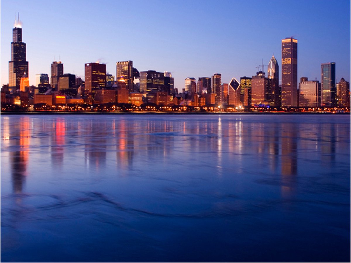 Fotobehang - Icy Downtown Chicago.