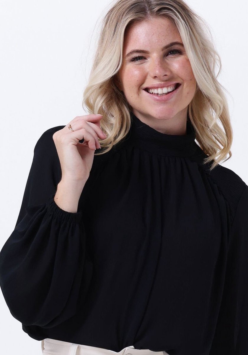 Josya Blouse