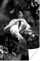 Poster Famingo met bloemen en vlinders in de jungle - zwart wit - 60x90 cm