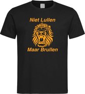 Zwart WK 2022 voetbal T-shirt met “ Niet Lullen Maar Brullen “ print Oranje maat XXXXXL