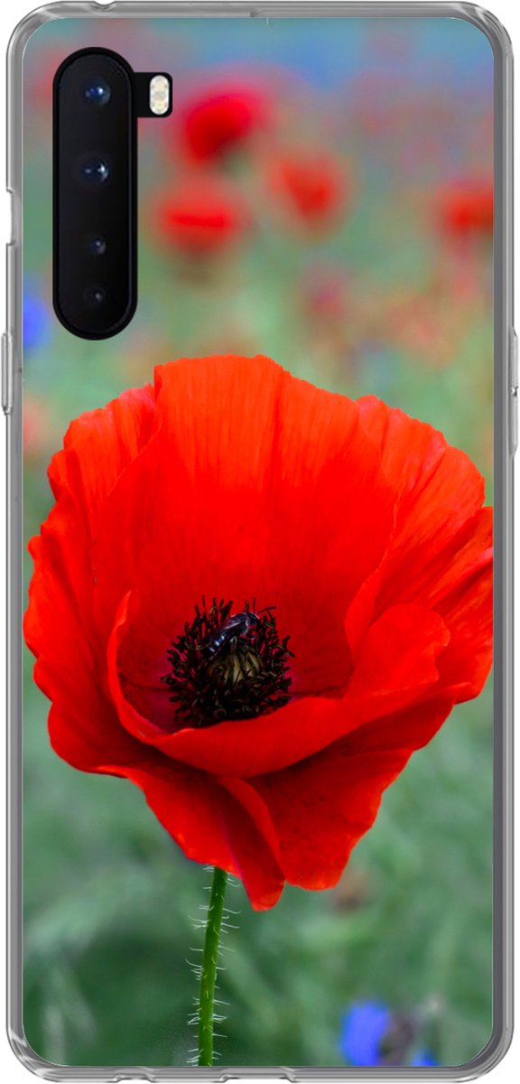 Telefoonhoesje Geschikt voor OnePlus Nord hoesje - Paarse en rode klaprozen in een weiland - Siliconen Telefoonhoesje Telefoonhoesje