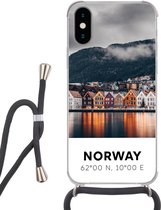 Hoesje met koord Geschikt voor iPhone X - Noorwegen - Scandinavië - Bergen - Winter - Siliconen - Crossbody - Backcover met Koord - Telefoonhoesje met koord - Hoesje met touw