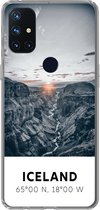 Geschikt voor OnePlus Nord N10 5G hoesje - IJsland - Zon - Bergen - Siliconen Telefoonhoesje