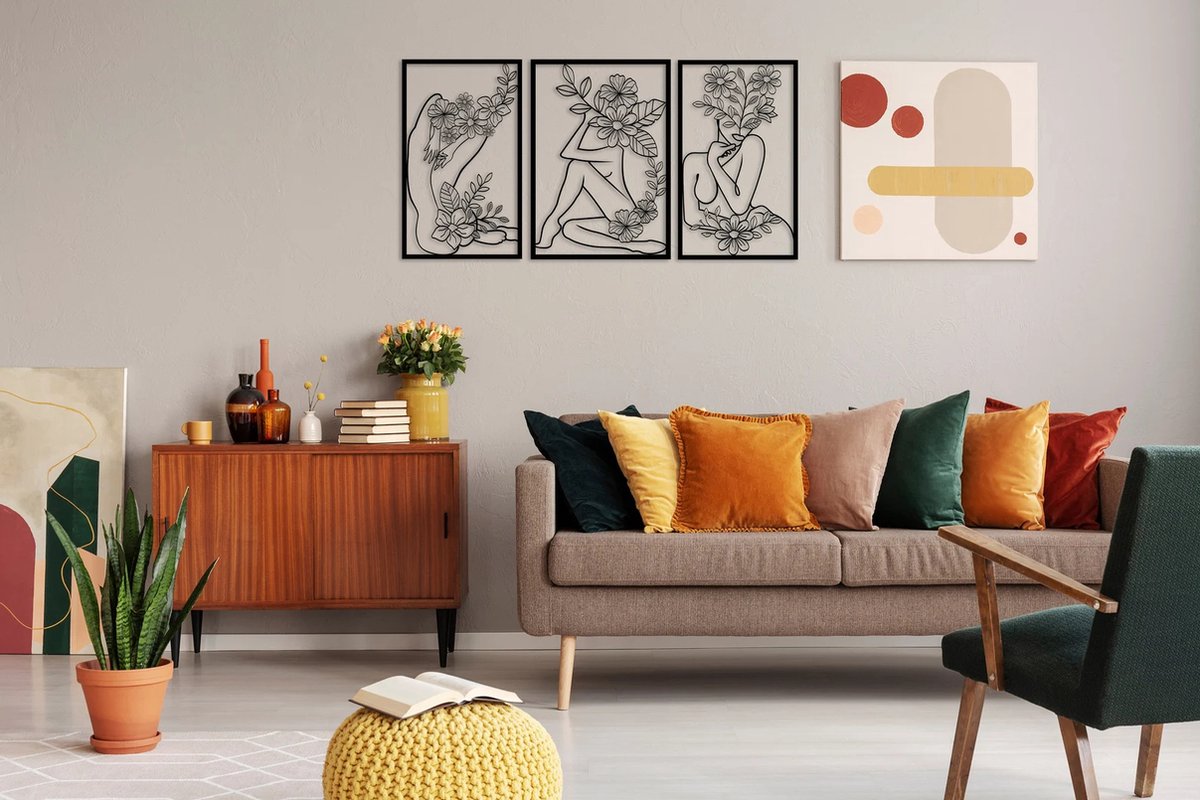 Metalen Wanddecoratie Vrouwelijk Lichaam – 3D Wandkunst – Zilver – 70 x 42 cm