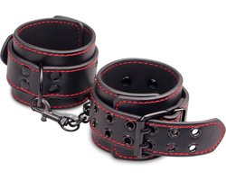 Lovetoy - Bondage Handboeien Zwart met Rood Leer Look - Kunstleer
