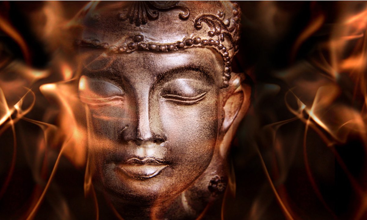 Fotobehang - Buddha. Fire of meditation..