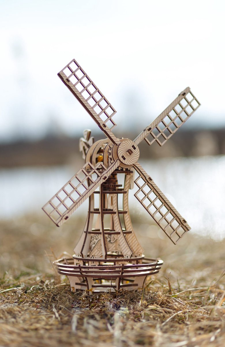 Puzzle 3d de moulin, en bois.