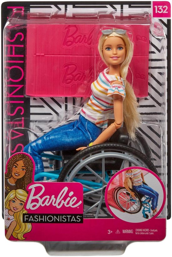 buik Politieagent tegenkomen Barbie Fashionistas Blond Haar Met Rolstoel En Accessoires - Barbiepop |  bol.com