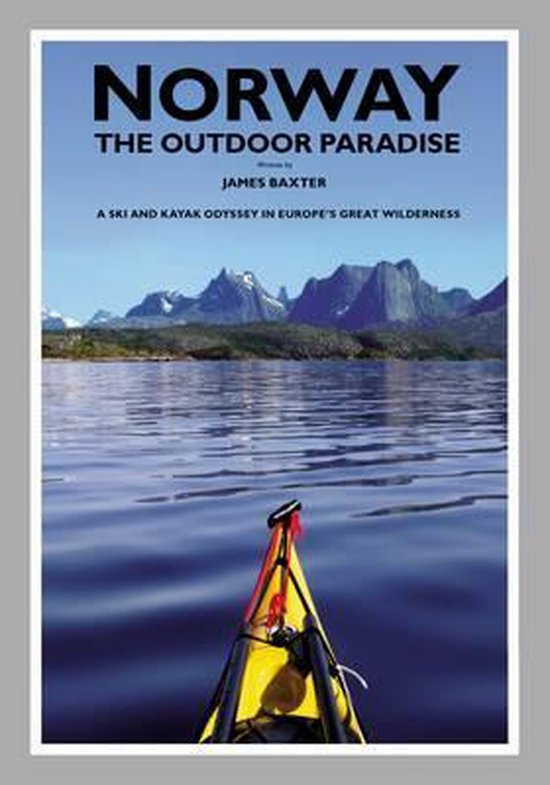 Boek "Norway The Outdoor Paradise" met een gele kajak op het water en berglandschap op de achtergrond.