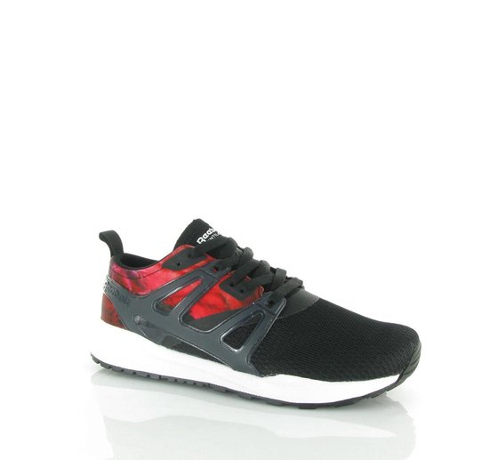 Reebok VENTILATOR ADAPT Zwart | bol.com