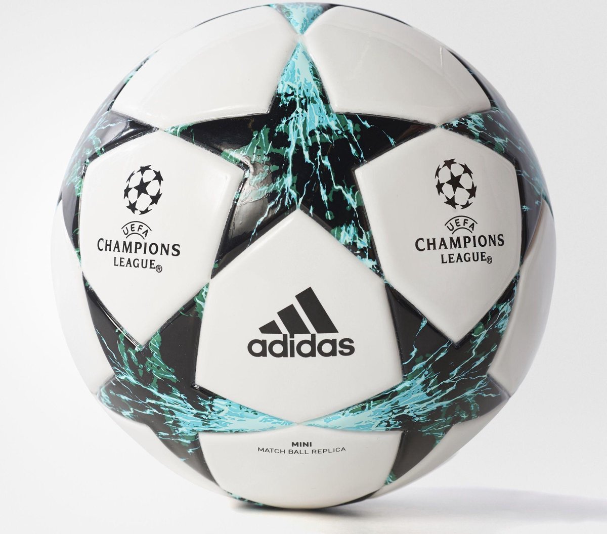 Adidas Champions League finale mini voetbal bal - maat 1 | bol.com