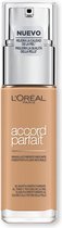 L’Oréal Paris - Accord Parfait Foundation - 6N  - Natuurlijk Dekkende Foundation met Hyaluronzuur en SPF 16 - 30 ml