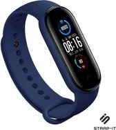 Siliconen Smartwatch bandje - Geschikt voor  Xiaomi Mi Band 5 / 6 siliconen bandje - donkerblauw - Strap-it Horlogeband / Polsband / Armband