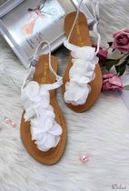 Sandaaltjes Queen wit