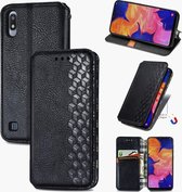 Voor Samsung Galaxy A10 Cubic Grid Pressed Horizontal Flip Magnetic Leather Case met houder & kaartsleuven & portemonnee (zwart)